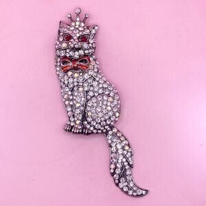 Vintage Rhinestone Cat with Crown Silver Tone Brooch Pin Pendant Swivel Tail